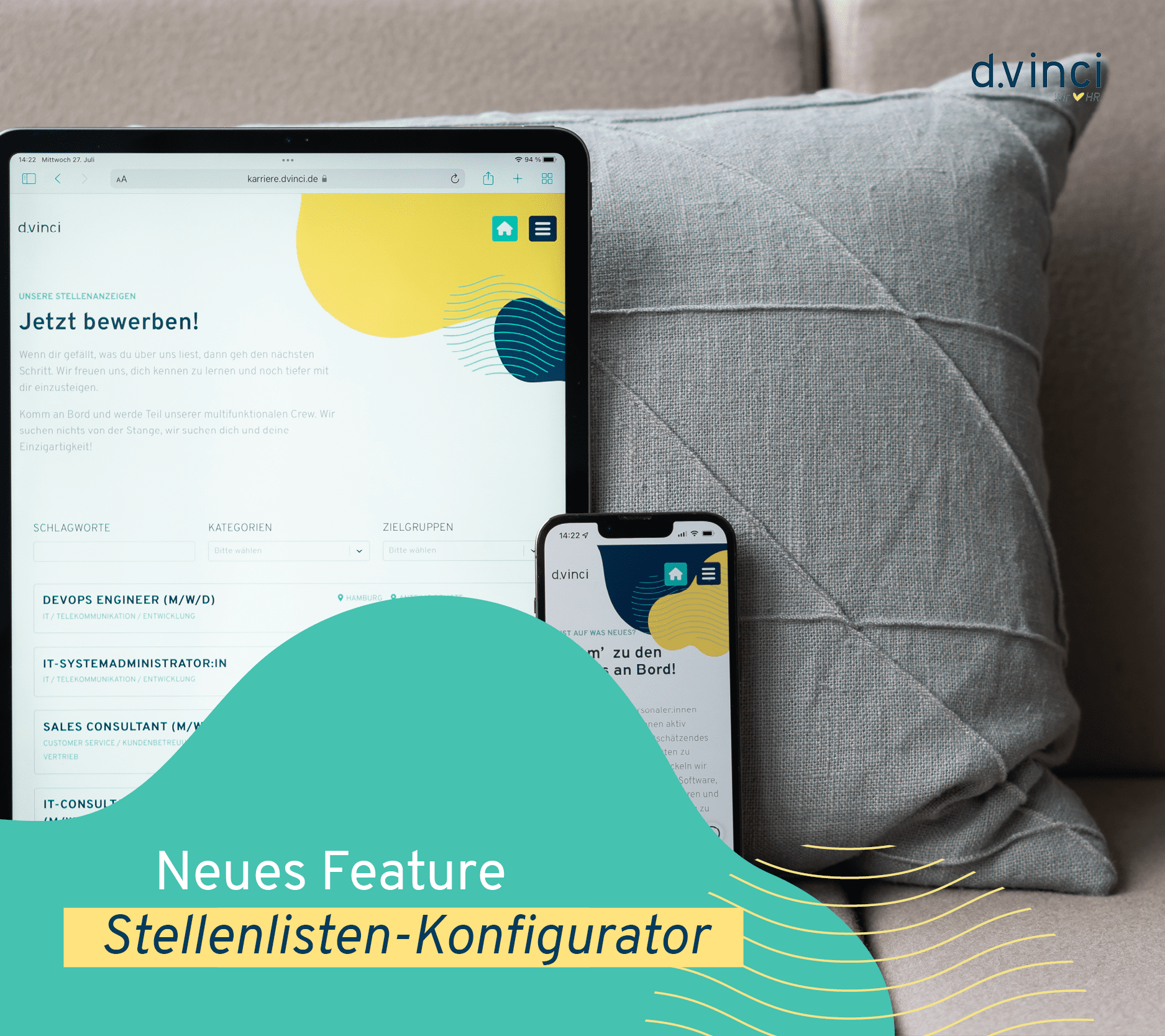 Ein Foto zeigt die d.vinci Karriereseite auf einem Tablet und auf einem Smartphone, die auf grauen einem Sofa stehen. Das Bild ist geschmückt mit einer türkisen Welle und dem Titel des Blogbeitrags.